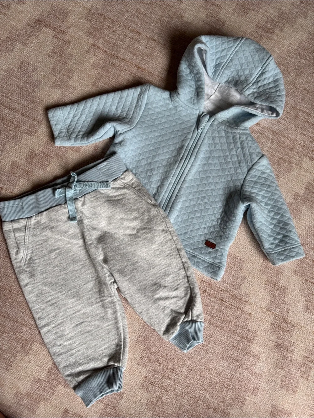 7 for All Mankind Quilted Light Blue Baby Hoodie and Gray Jogger Set size 0-3M